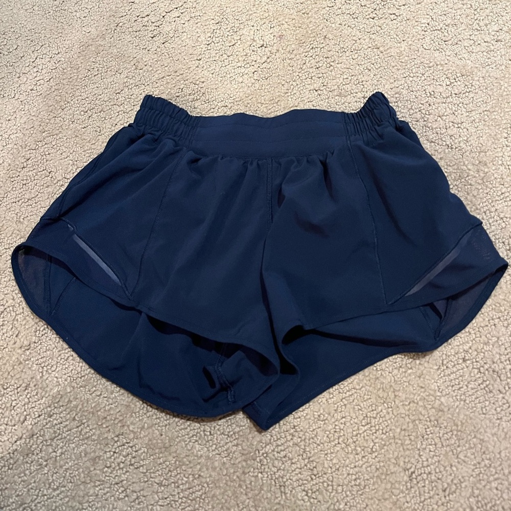 Navy lululemon 2.5 inch hotty hot shorts